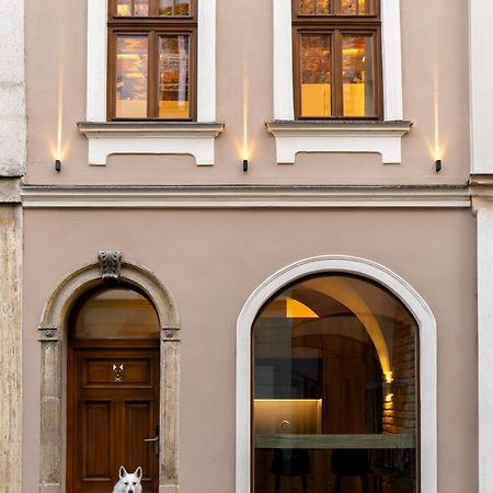 White Wolf Boutique Apartments オロモウツ エクステリア 写真