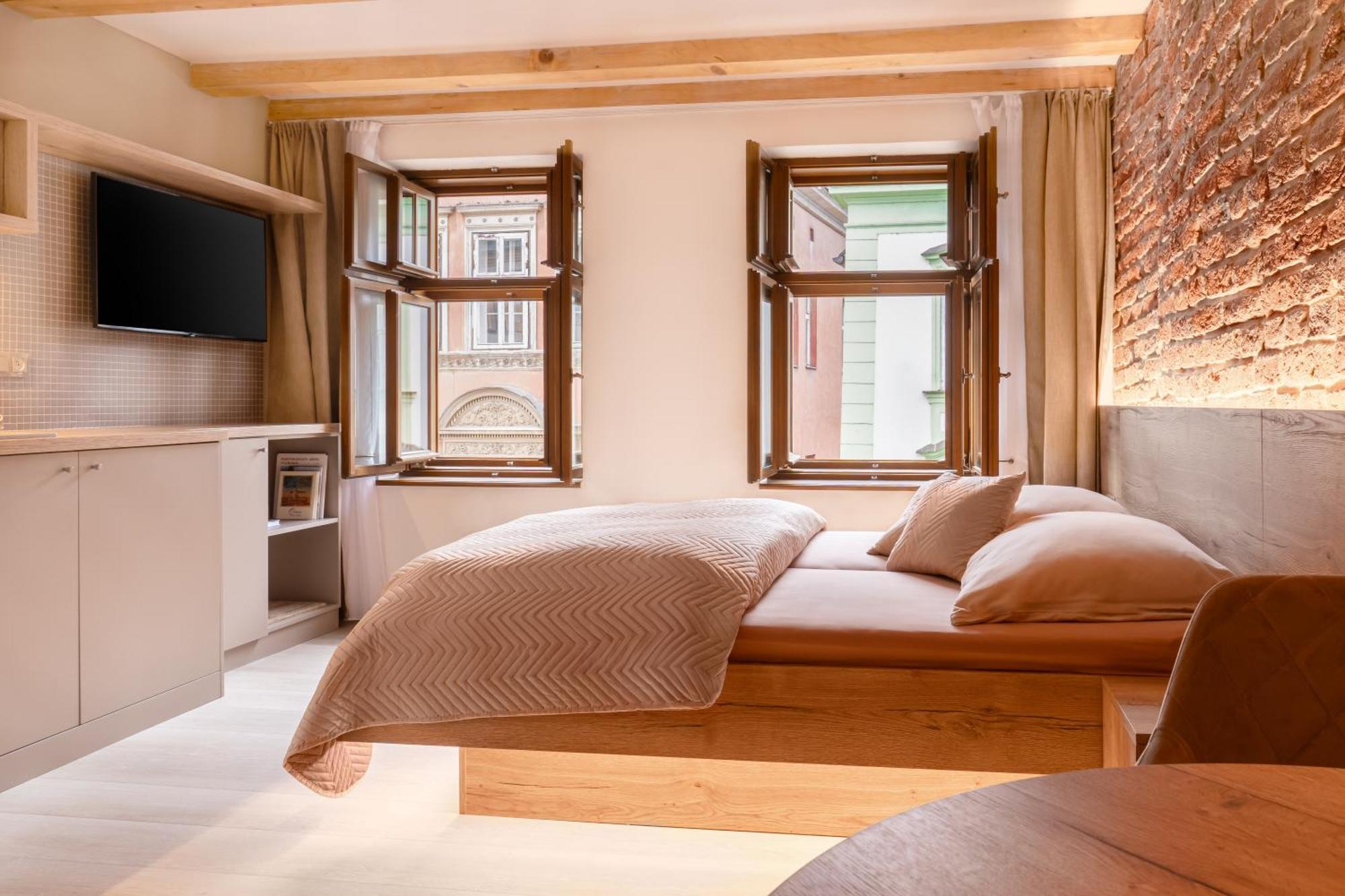 White Wolf Boutique Apartments オロモウツ エクステリア 写真