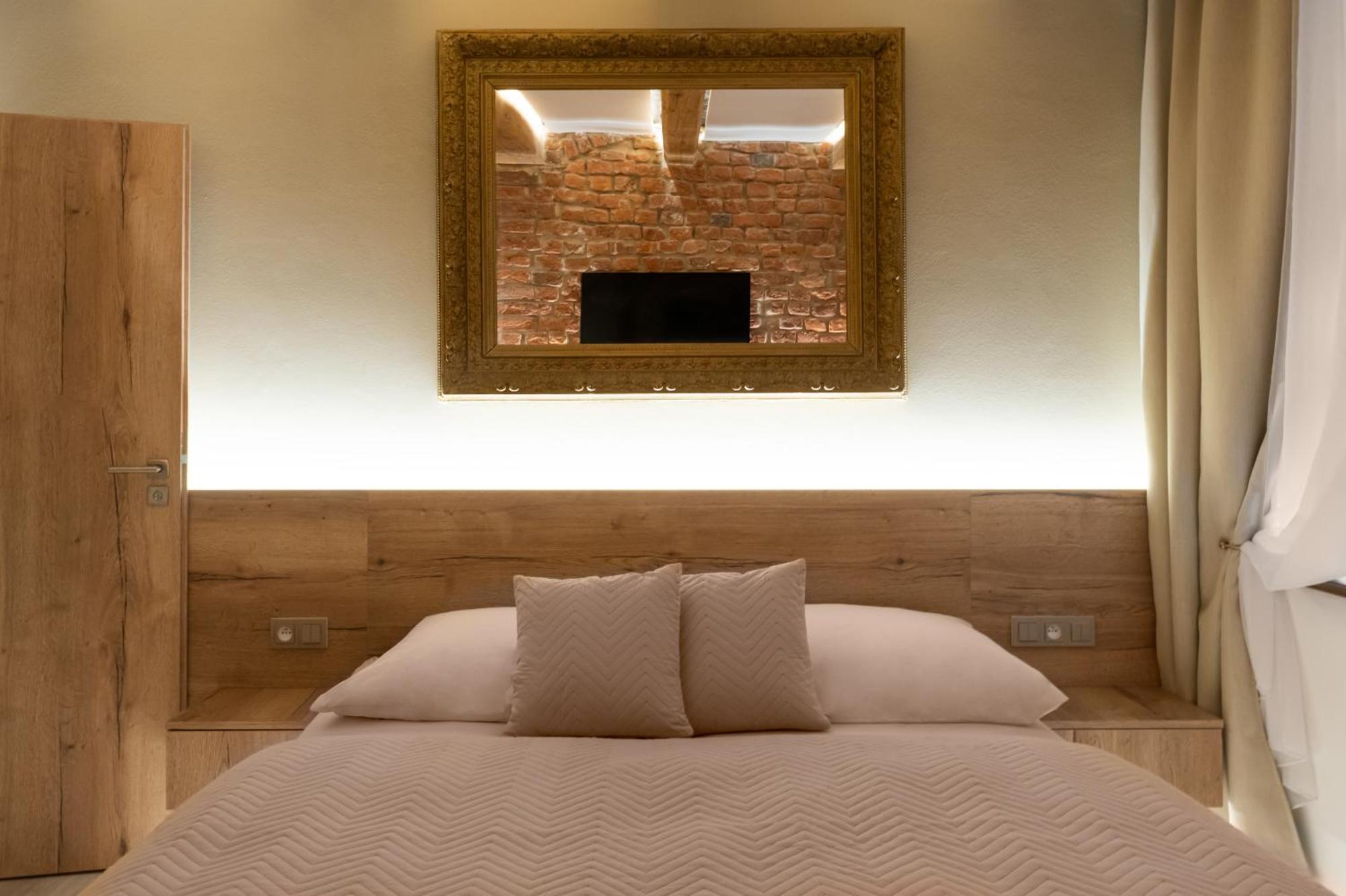 White Wolf Boutique Apartments オロモウツ エクステリア 写真