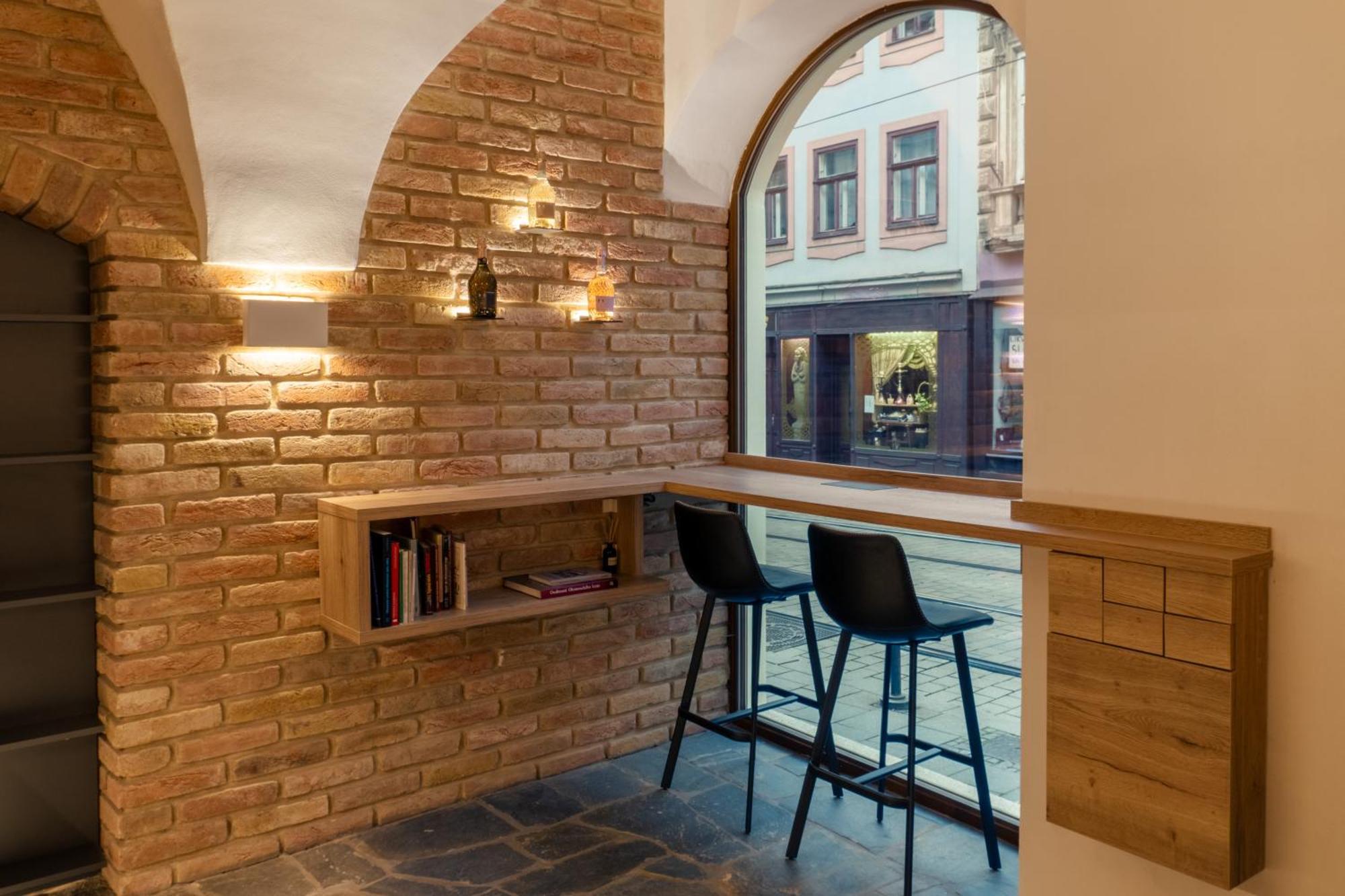 White Wolf Boutique Apartments オロモウツ エクステリア 写真