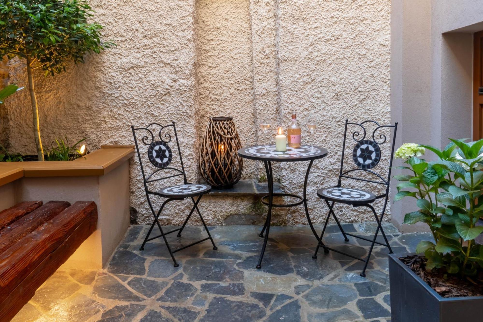 White Wolf Boutique Apartments オロモウツ エクステリア 写真