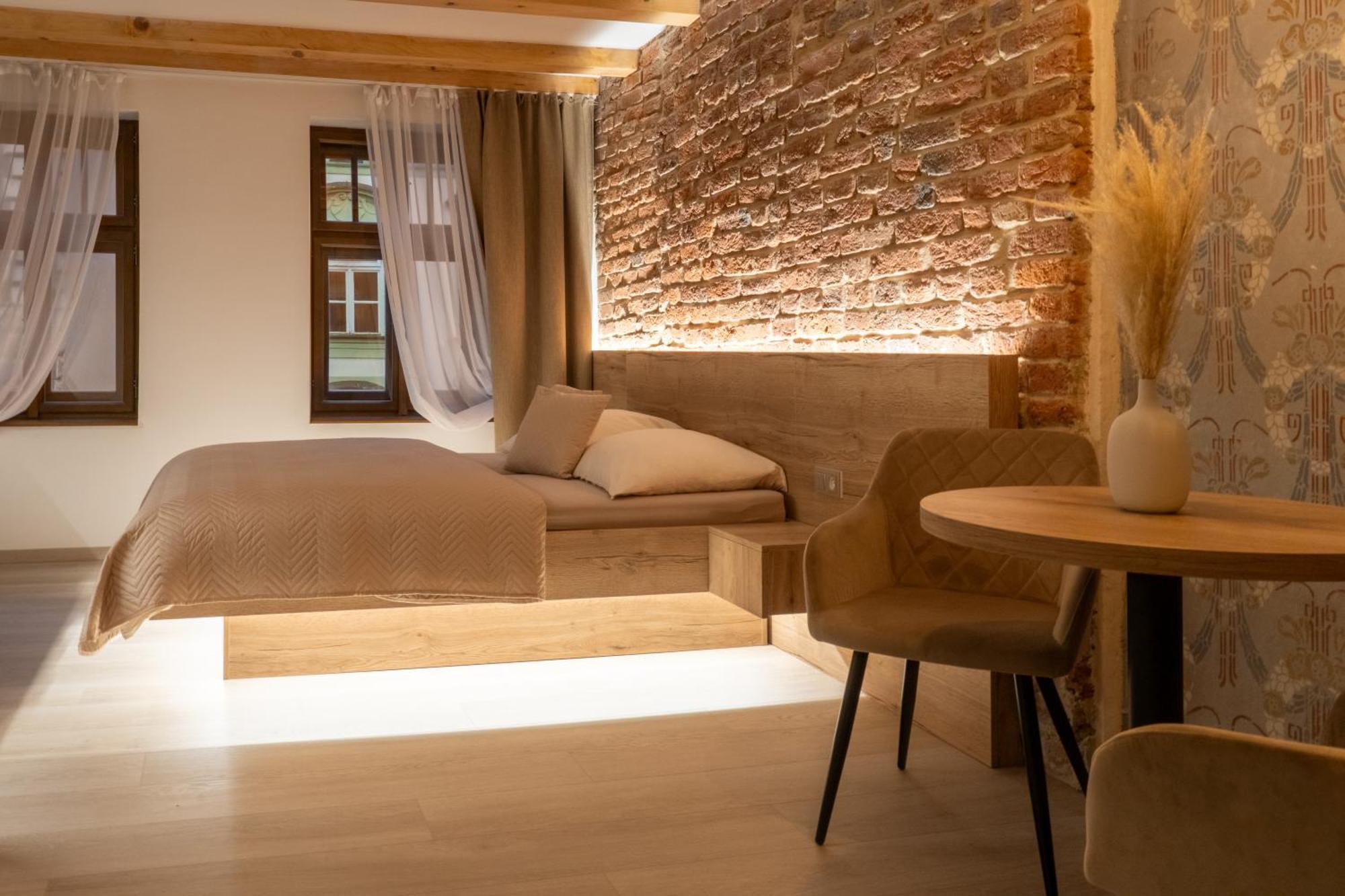 White Wolf Boutique Apartments オロモウツ エクステリア 写真